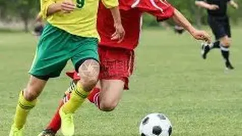 张欣尧就早年微博发言致歉：认真反思自我